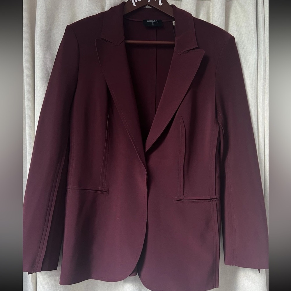 NWT $198 Tahari Women's Cranberry Maroon Ancho Chile Luxury Fabric Blazer Size 4